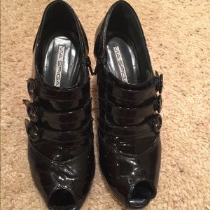 Ankle boots